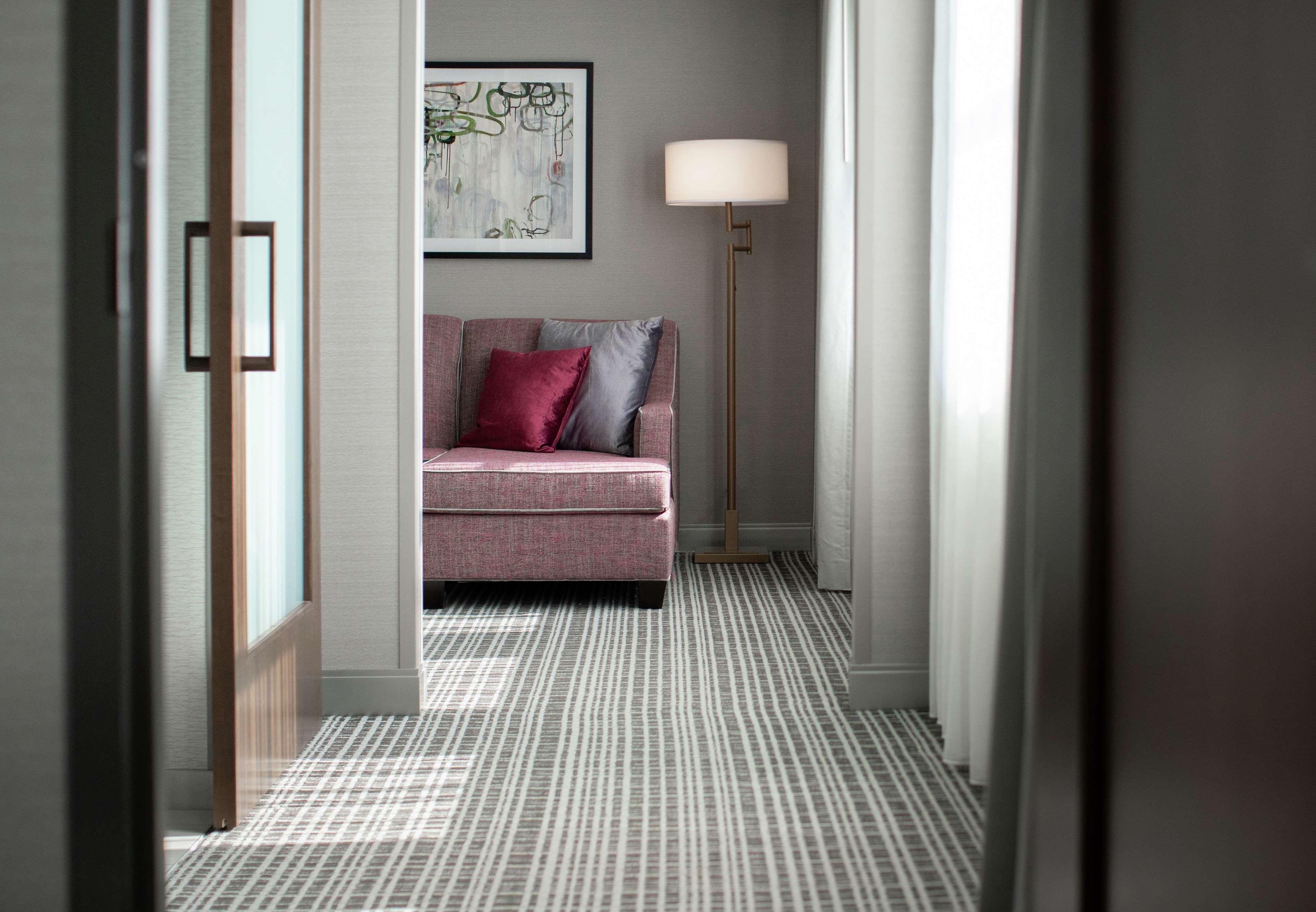 The Axis Moline Hotel, Tapestry Collection By Hilton Exterior photo