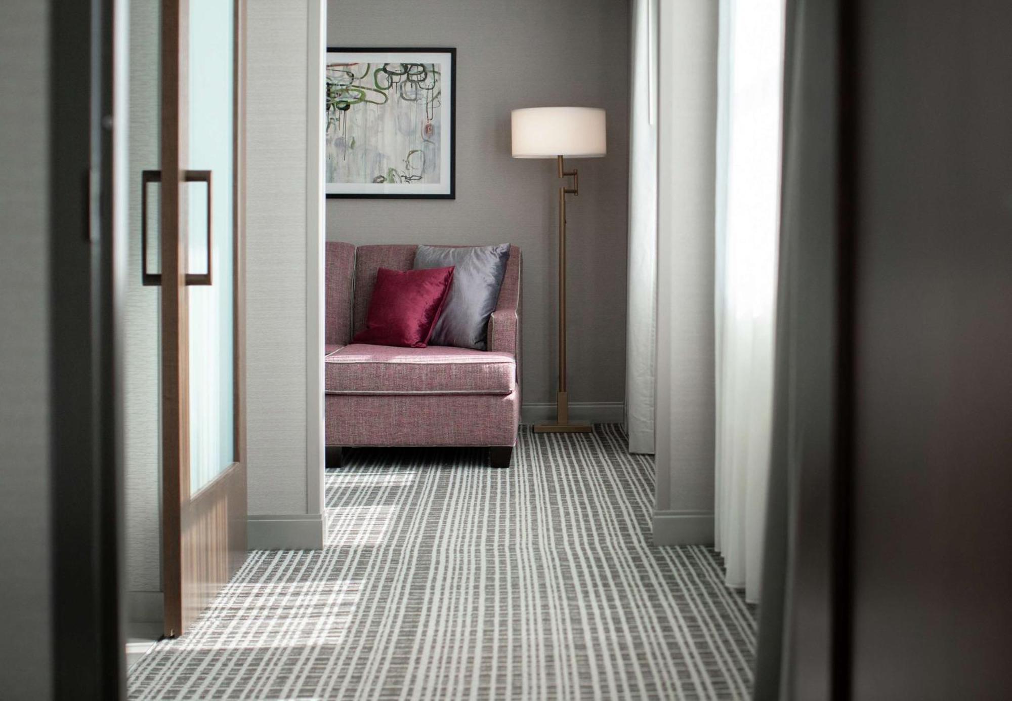 The Axis Moline Hotel, Tapestry Collection By Hilton Exterior photo